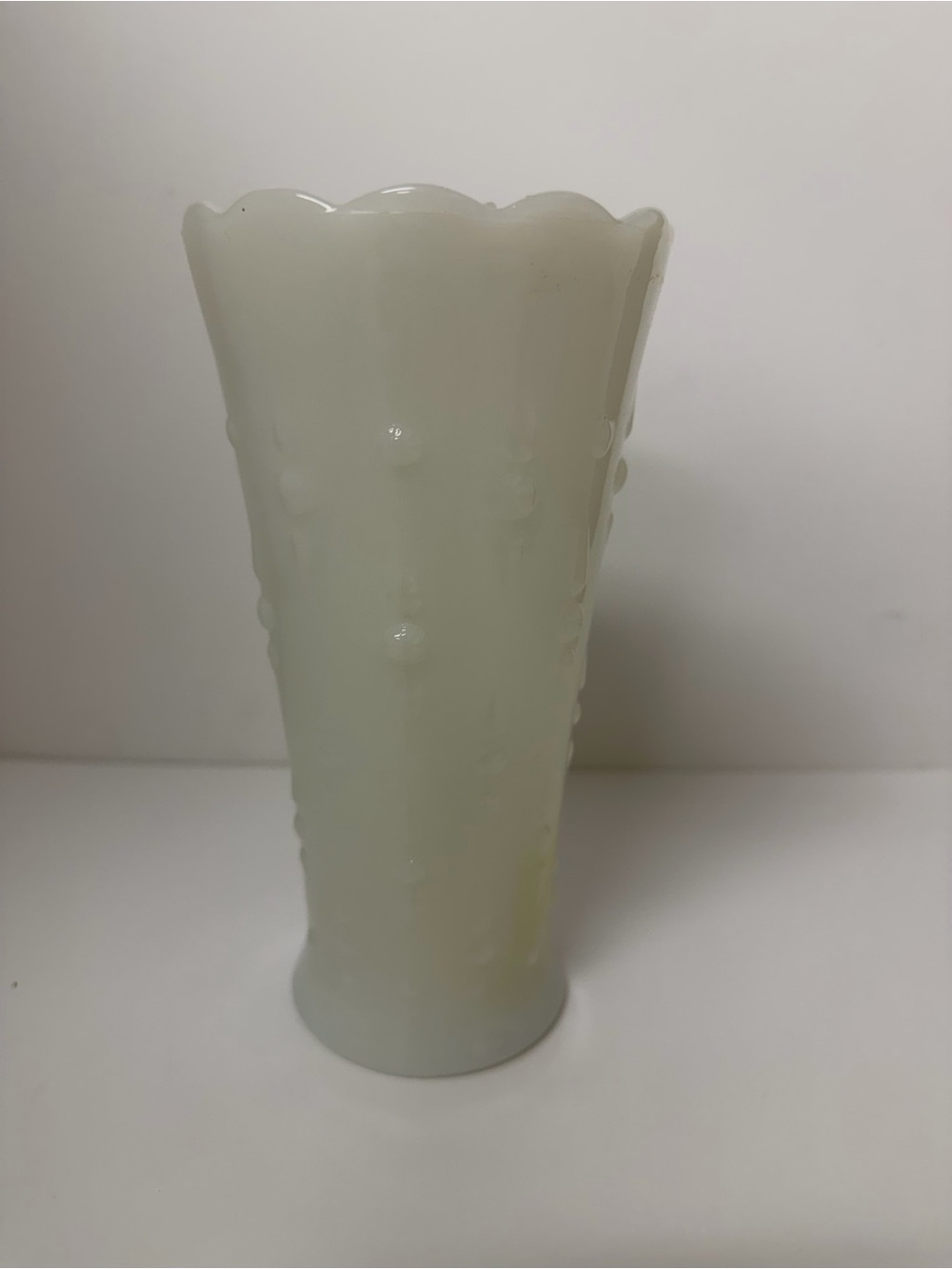Anchor Hocking Teardrops and Pearls Vase